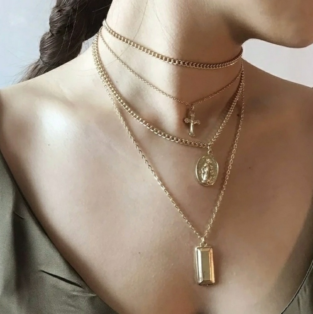 Gold Layered Pendant Necklace